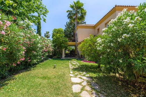 Villa a Marbella, Malaga, Marbella - € 1.395.000 | Ref: ALM5419264 - foto 30